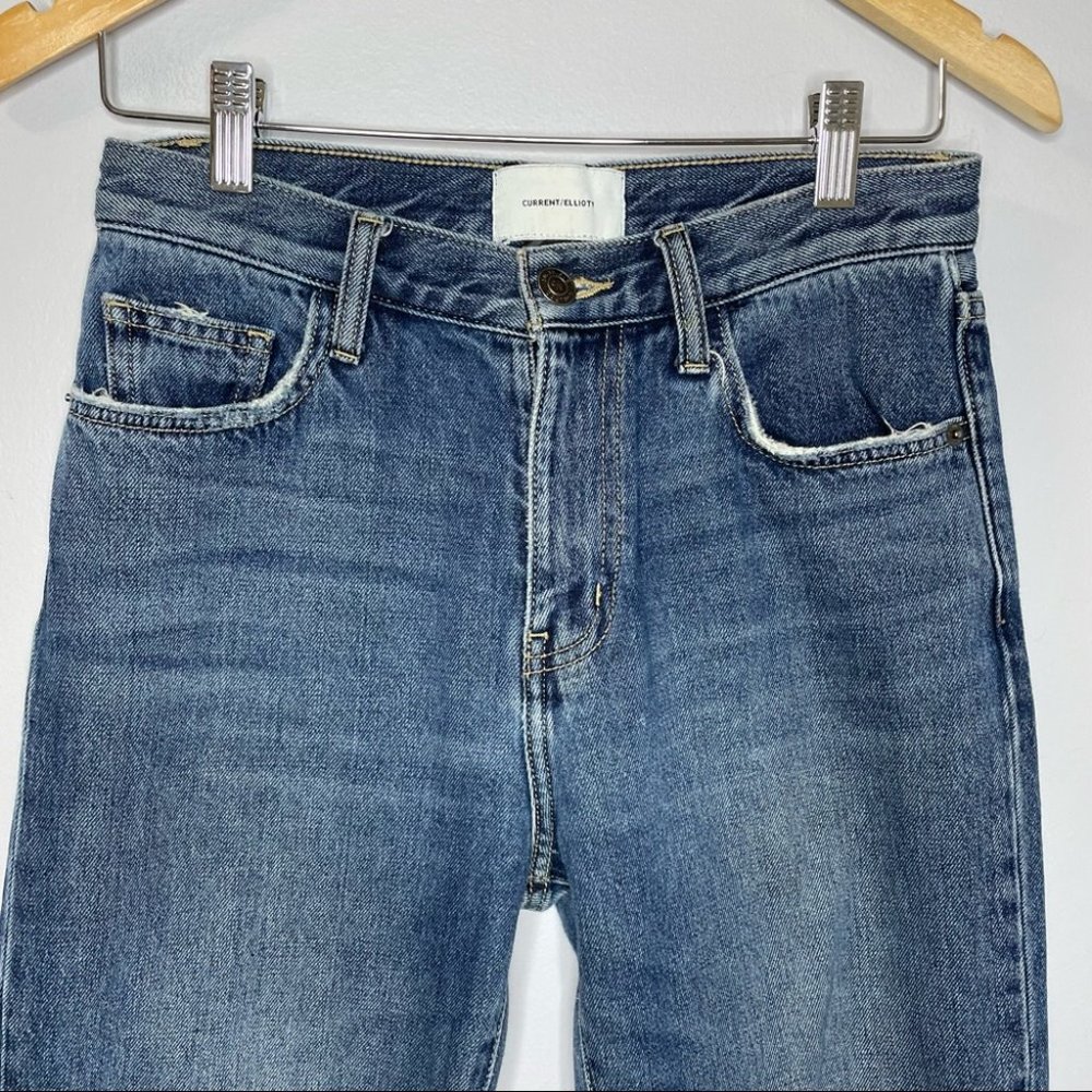 Current/Elliott The Vintage 1 Year Worn Rig Leg Cropped Jeans - Picture 5 of 8